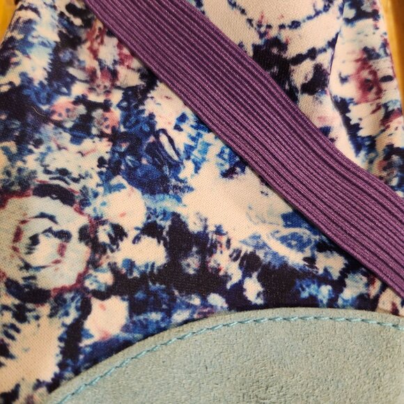 FitKicks Women’s Size M (7-8) Cloud Burst Special Edition Active Slip-On Shoes - Picture 3 of 6